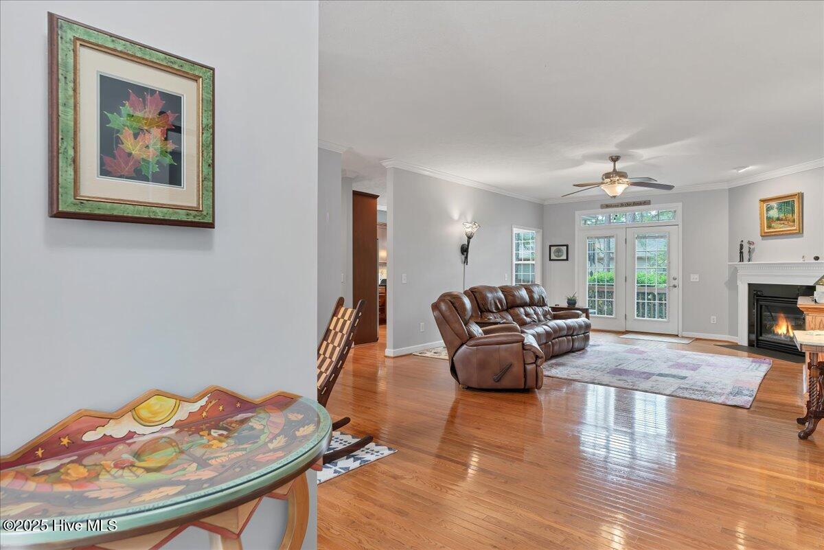 150 Kingswood Circle