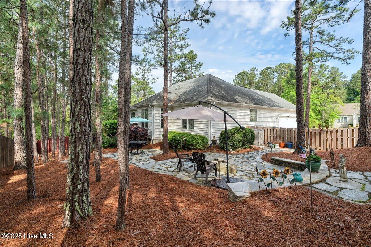 150 Kingswood Circle