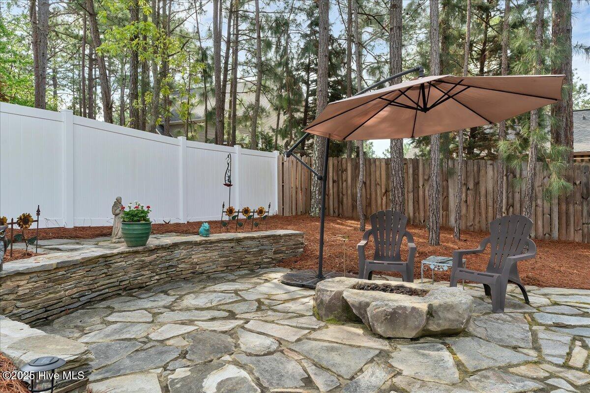 150 Kingswood Circle