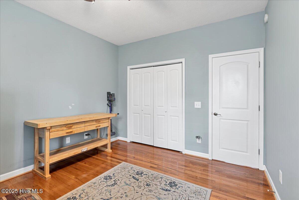 150 Kingswood Circle