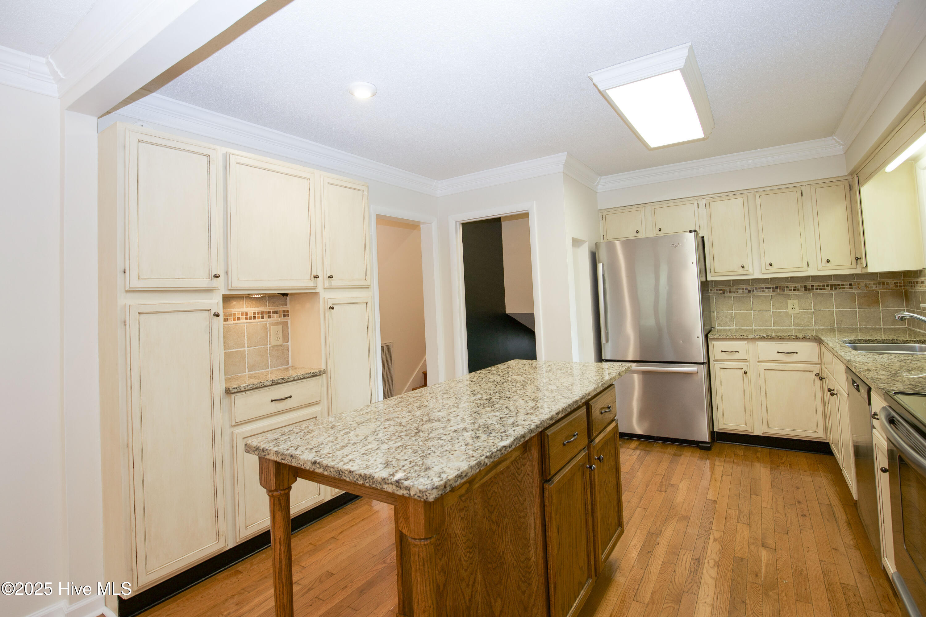 234 Lakeview Drive