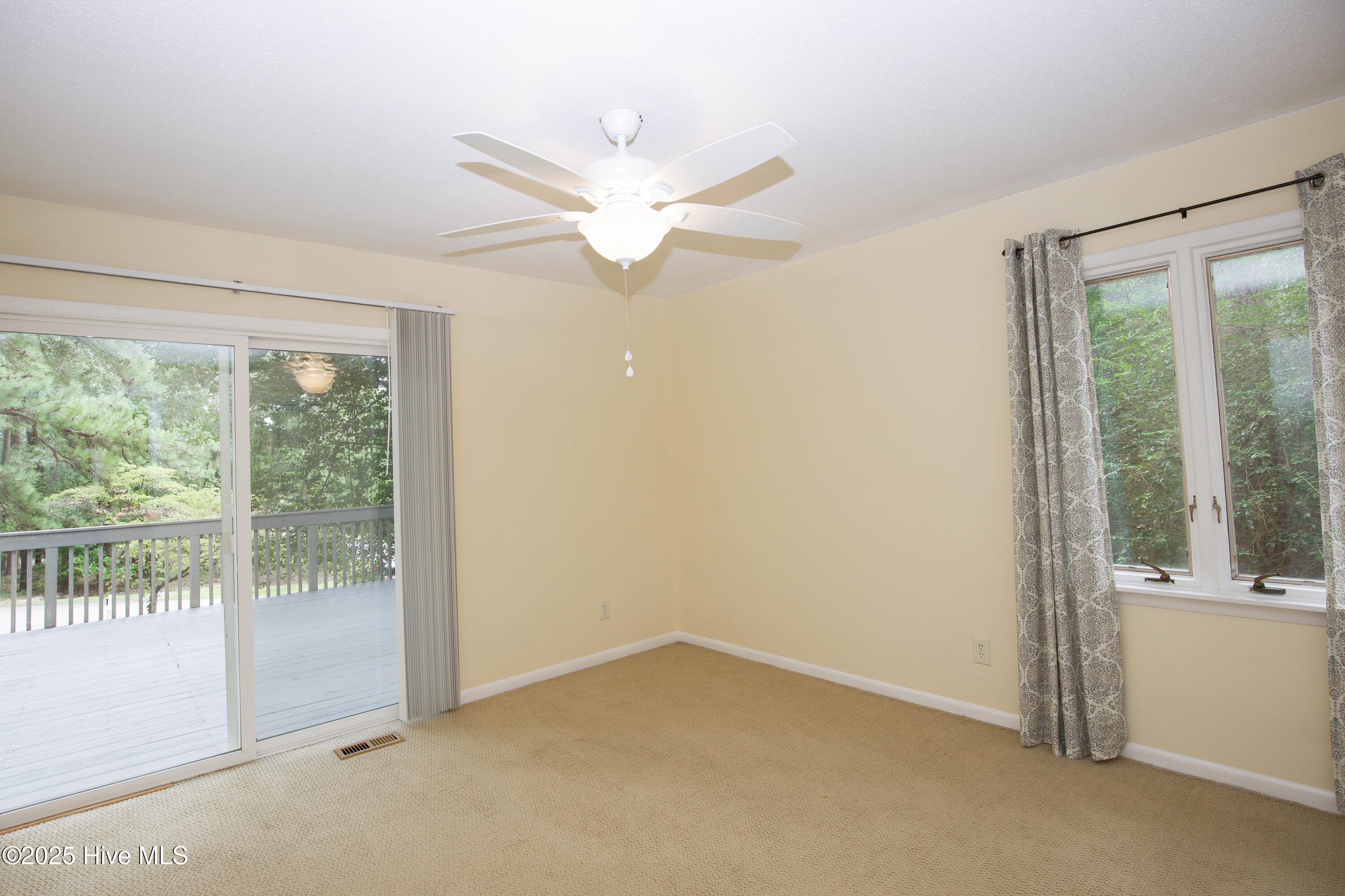 234 Lakeview Drive
