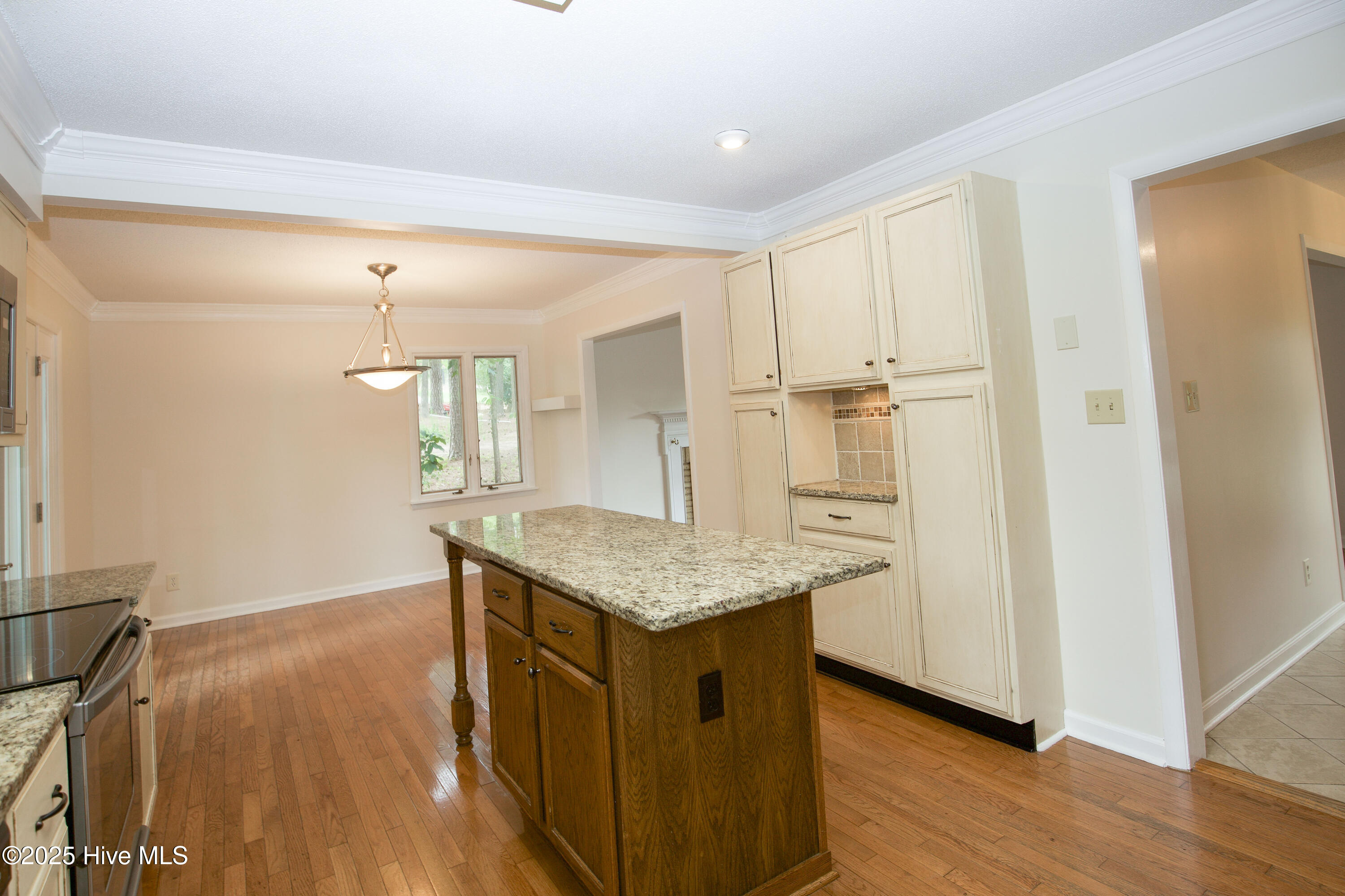 234 Lakeview Drive