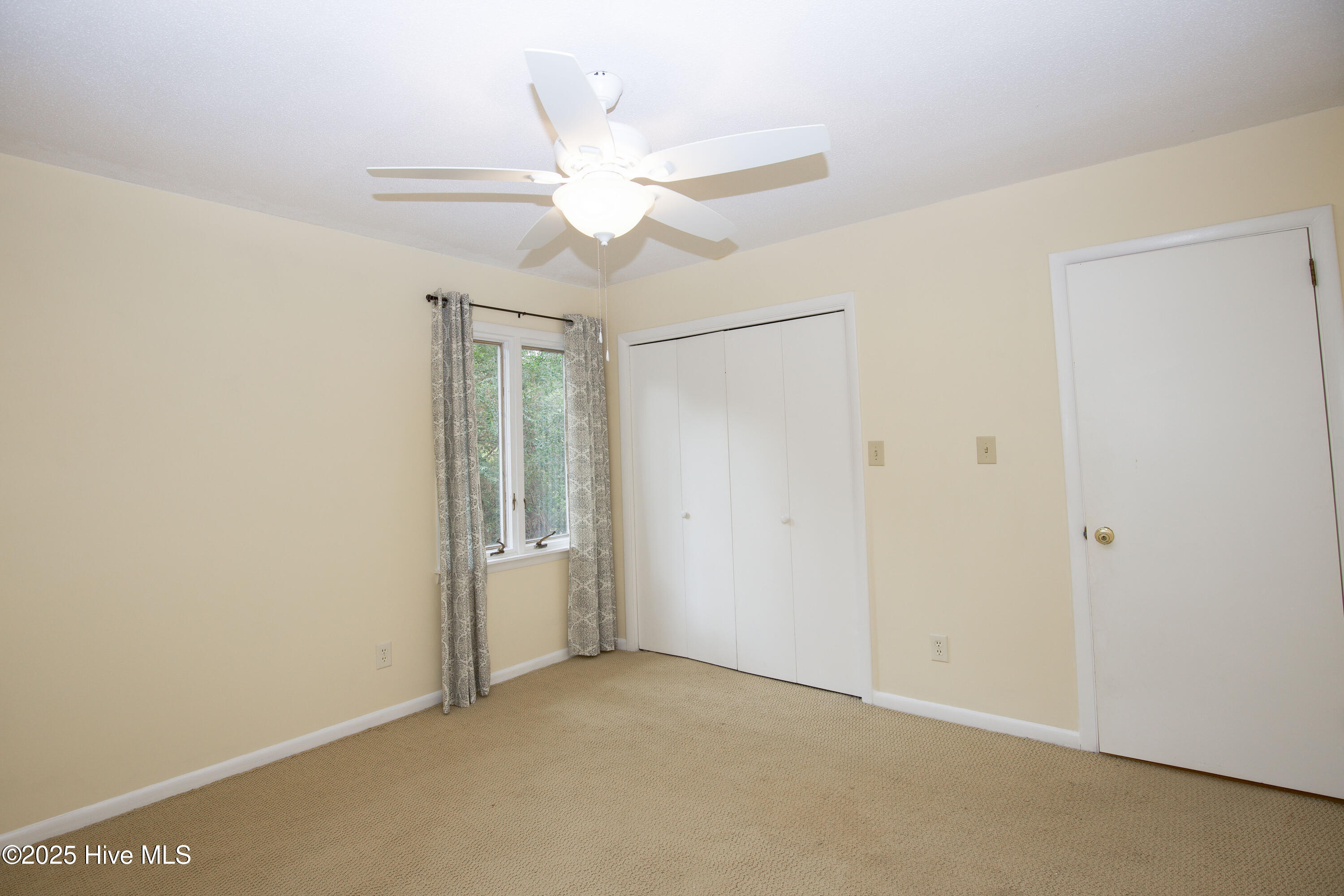 234 Lakeview Drive