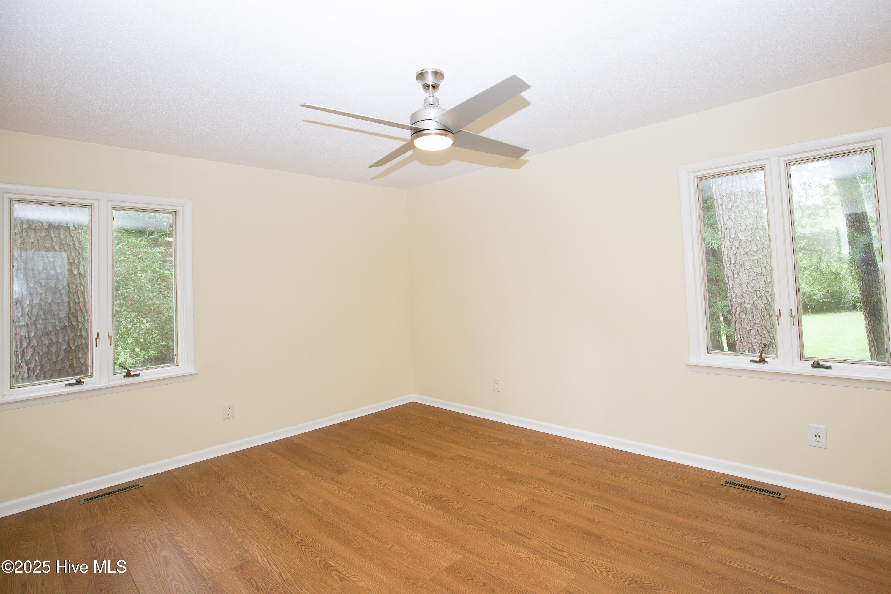234 Lakeview Drive