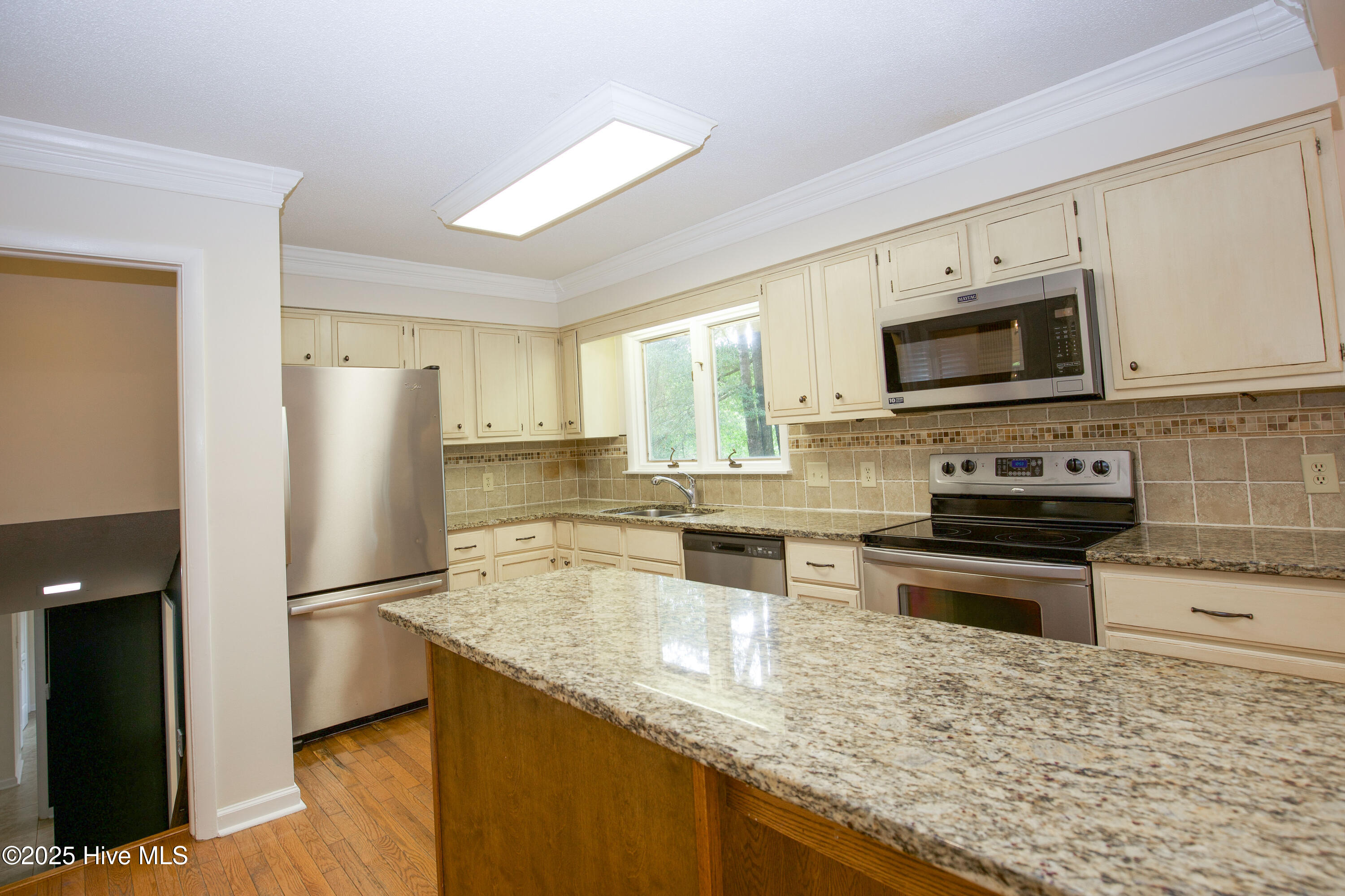 234 Lakeview Drive