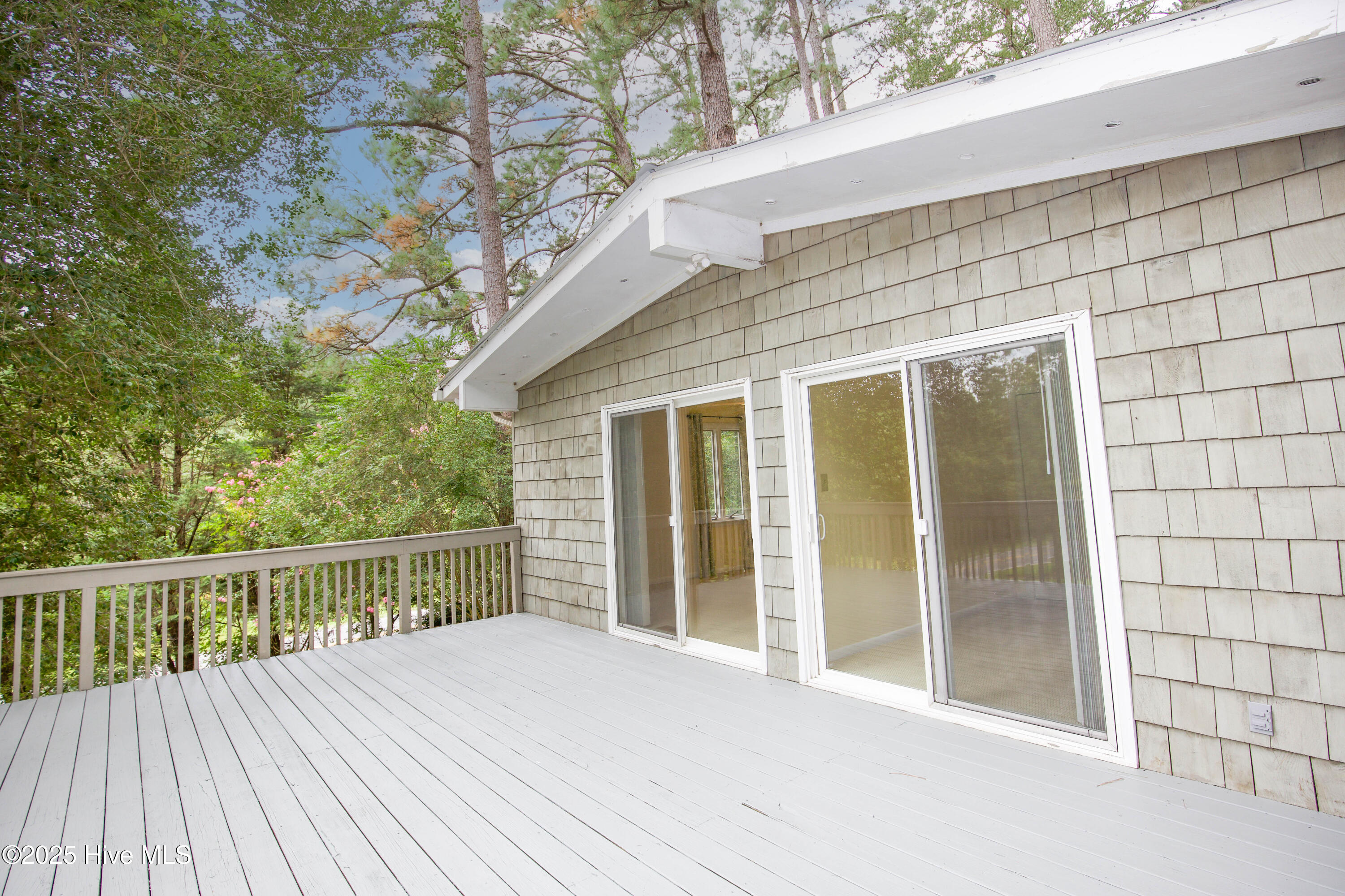 234 Lakeview Drive