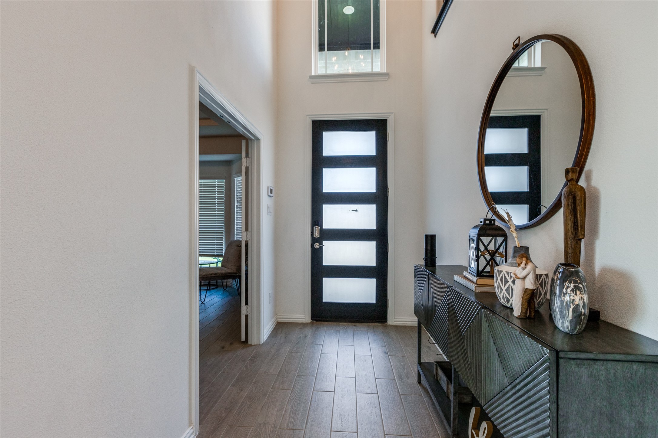 3332 Azure Lane