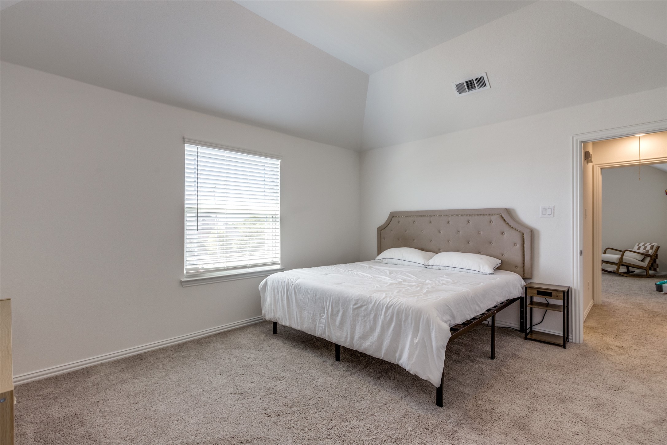 3332 Azure Lane