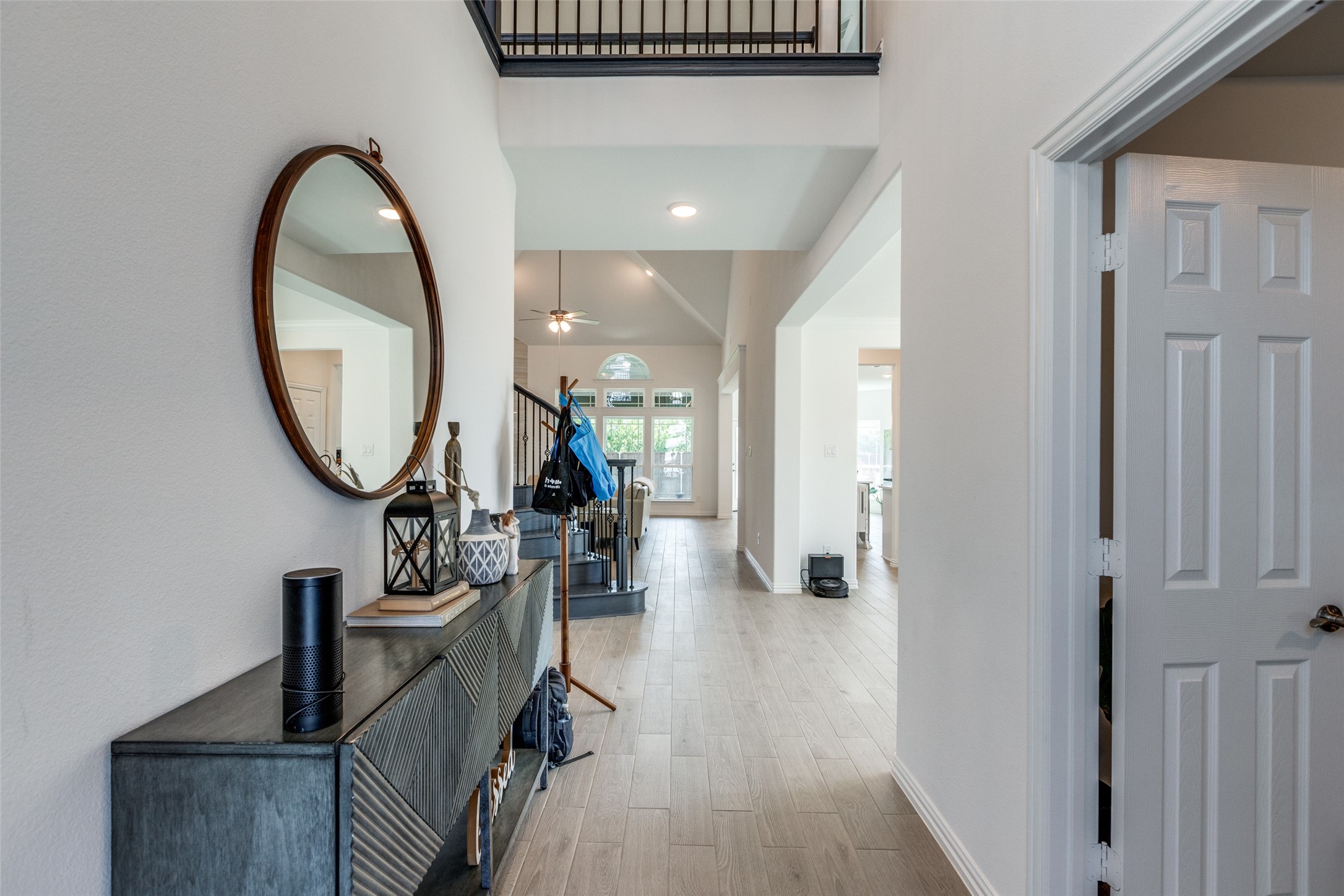 3332 Azure Lane