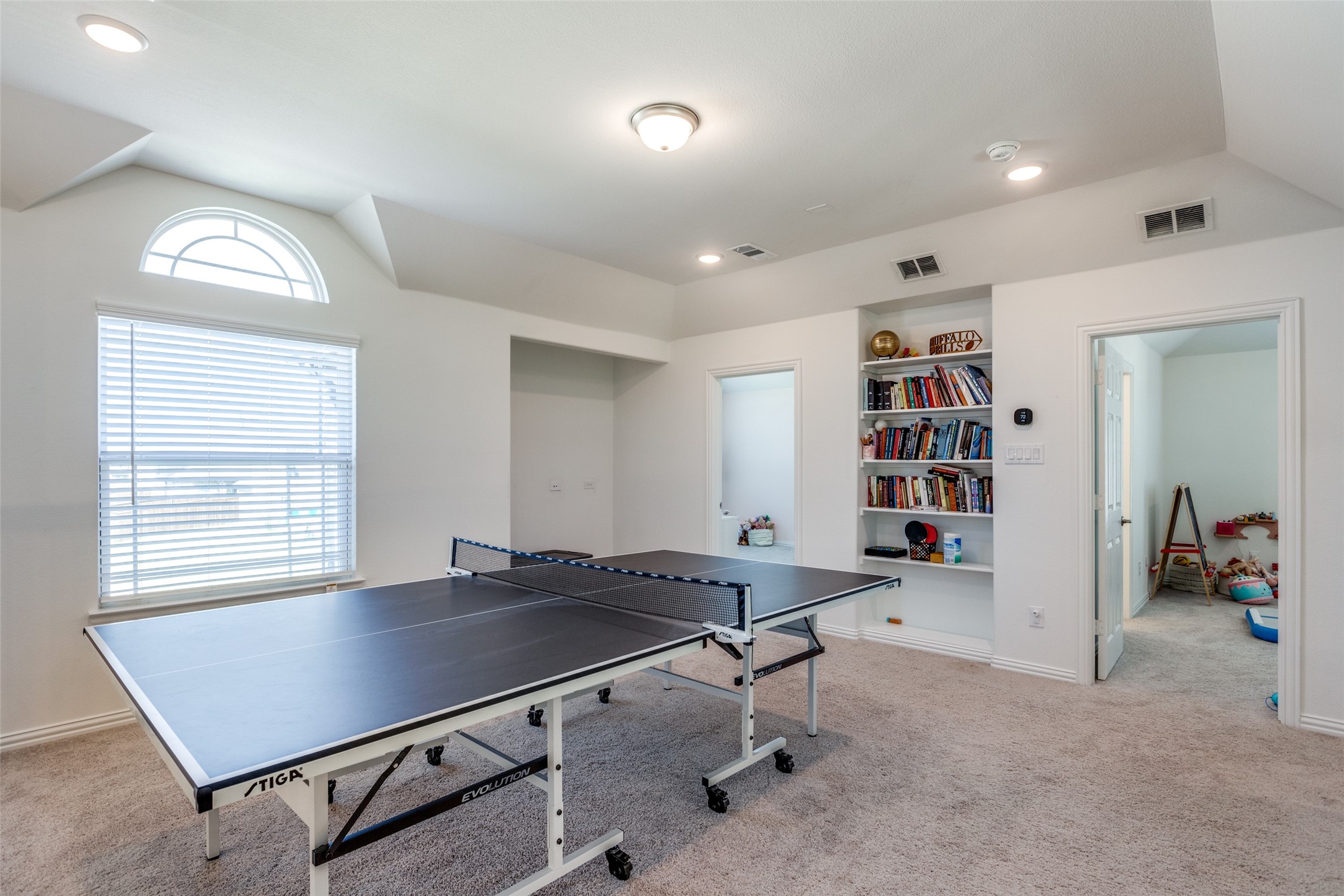3332 Azure Lane