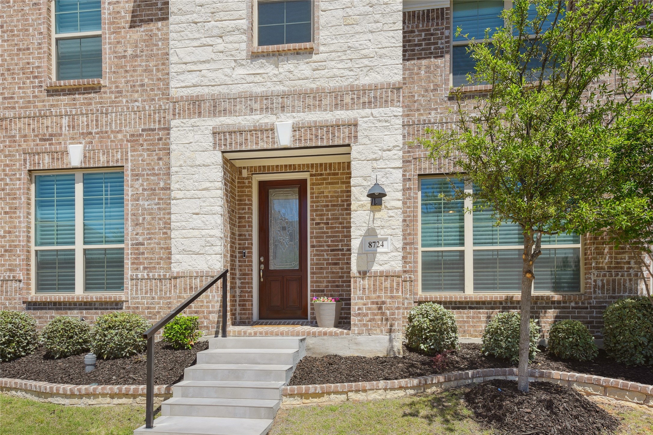 8724 Fairway Lane