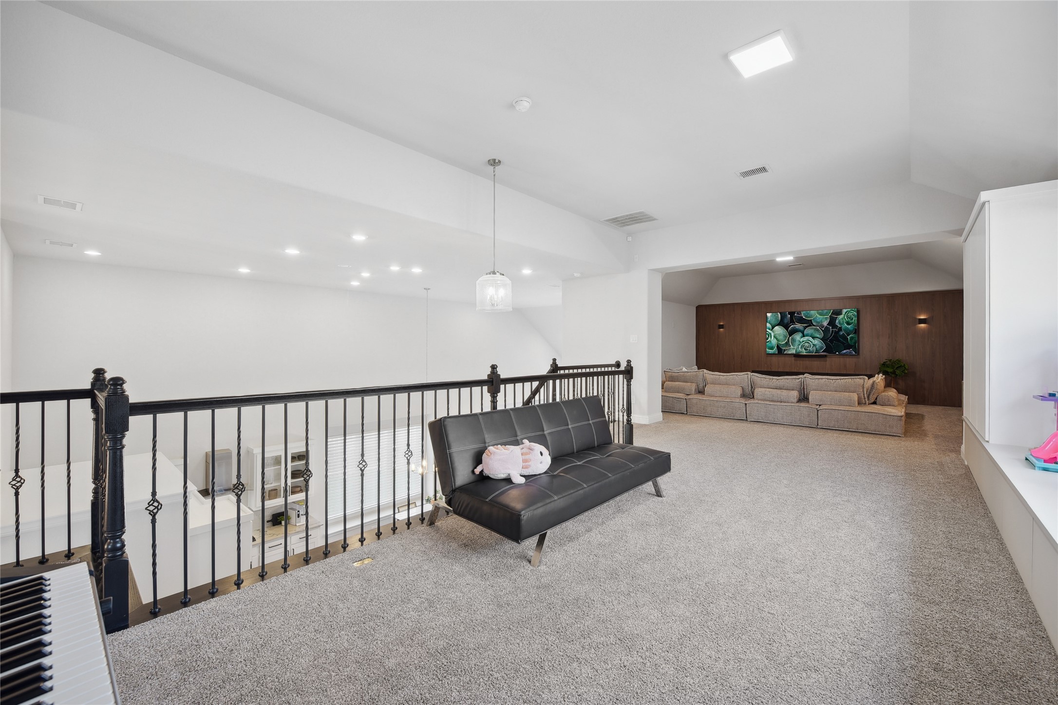 8724 Fairway Lane