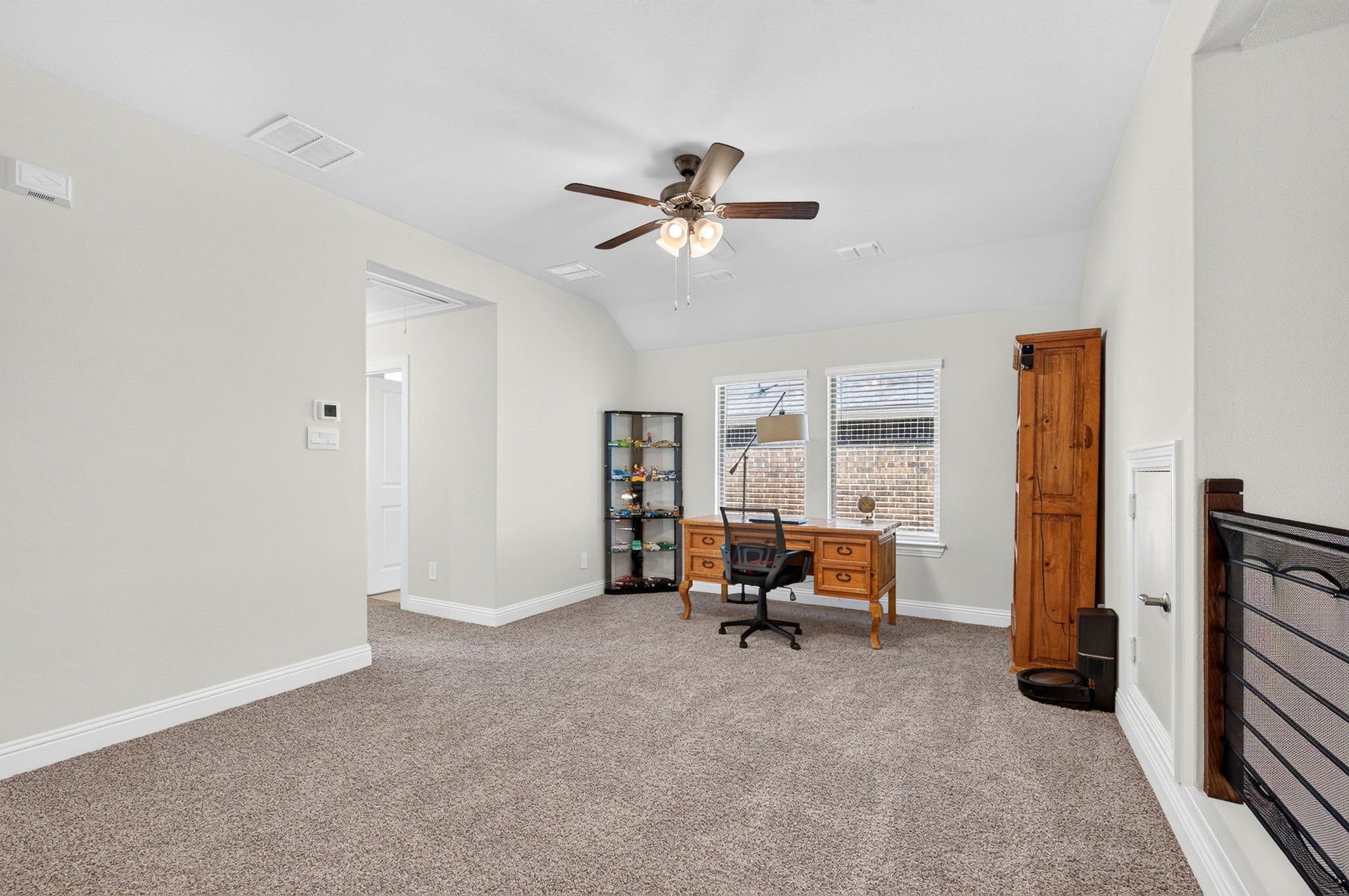 3829 Pearlwood Road