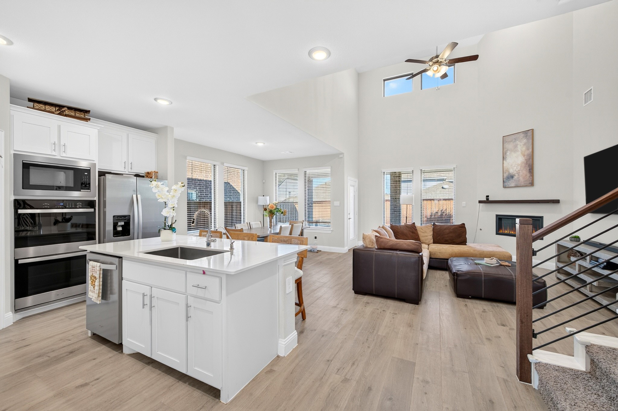 3829 Pearlwood Road