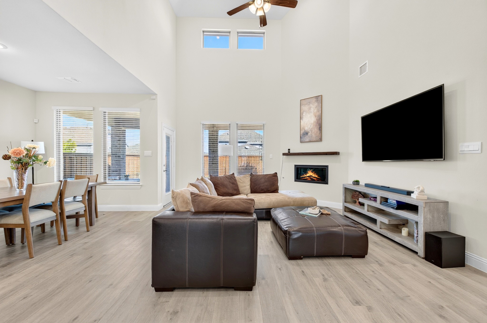 3829 Pearlwood Road