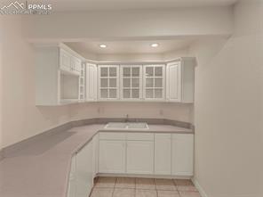 327 W Hahns Peak Avenue