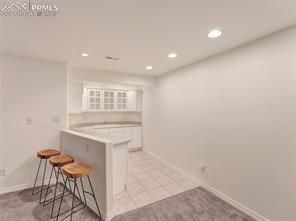 327 W Hahns Peak Avenue