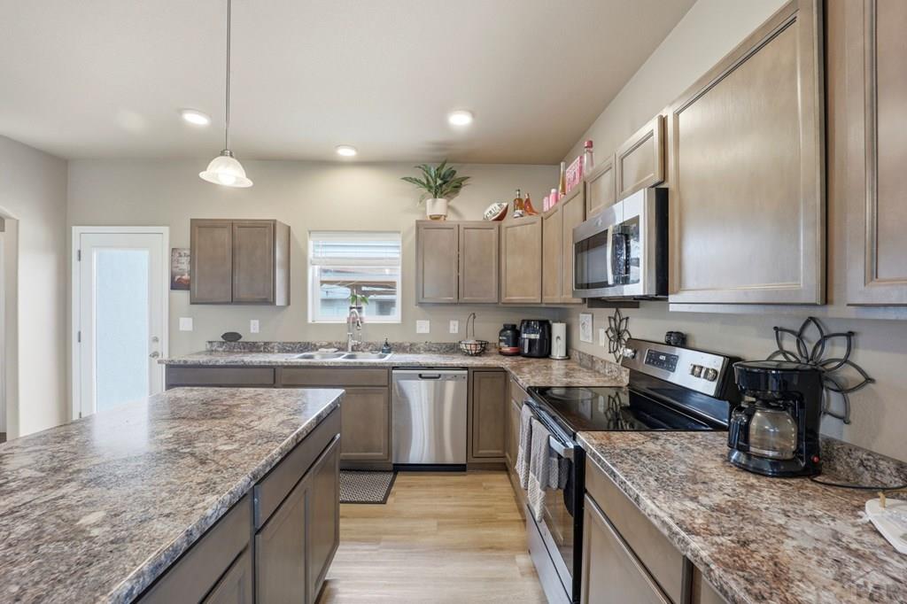 2324 Riverboat Ct