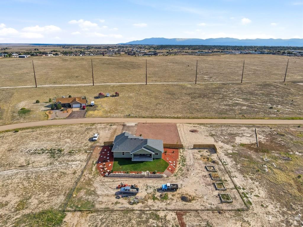 306 N Benito Dr