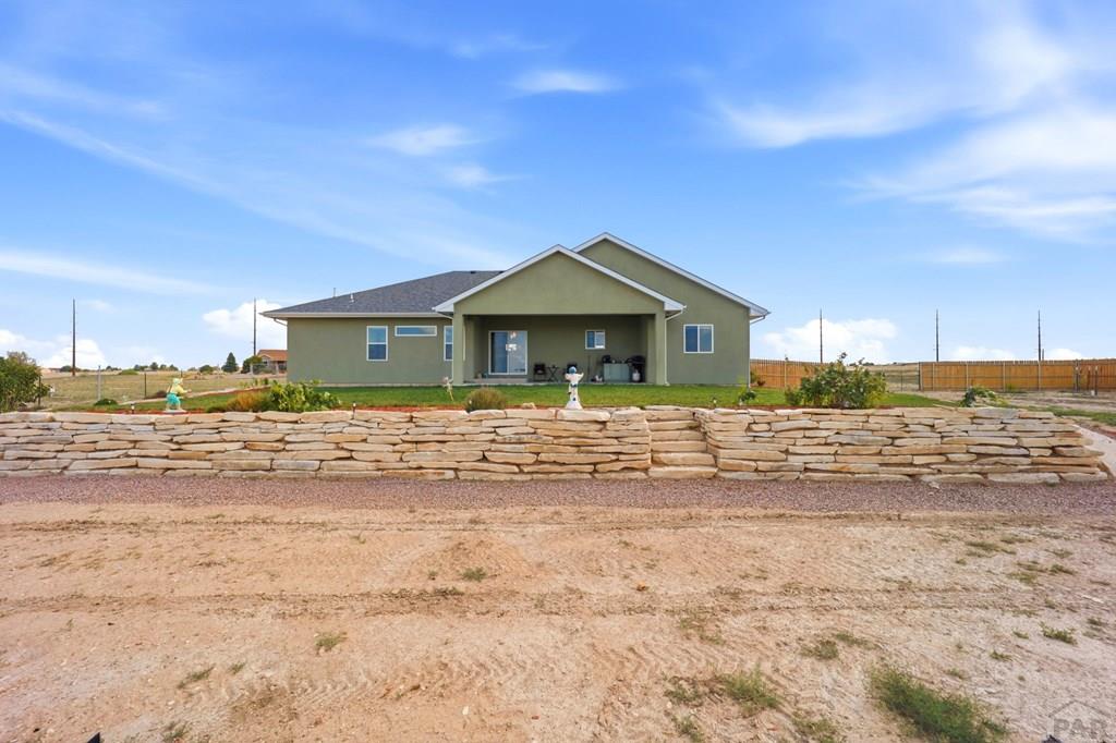 306 N Benito Dr