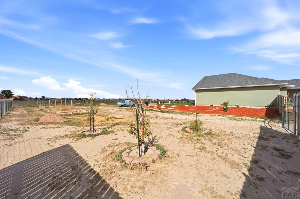 306 N Benito Dr