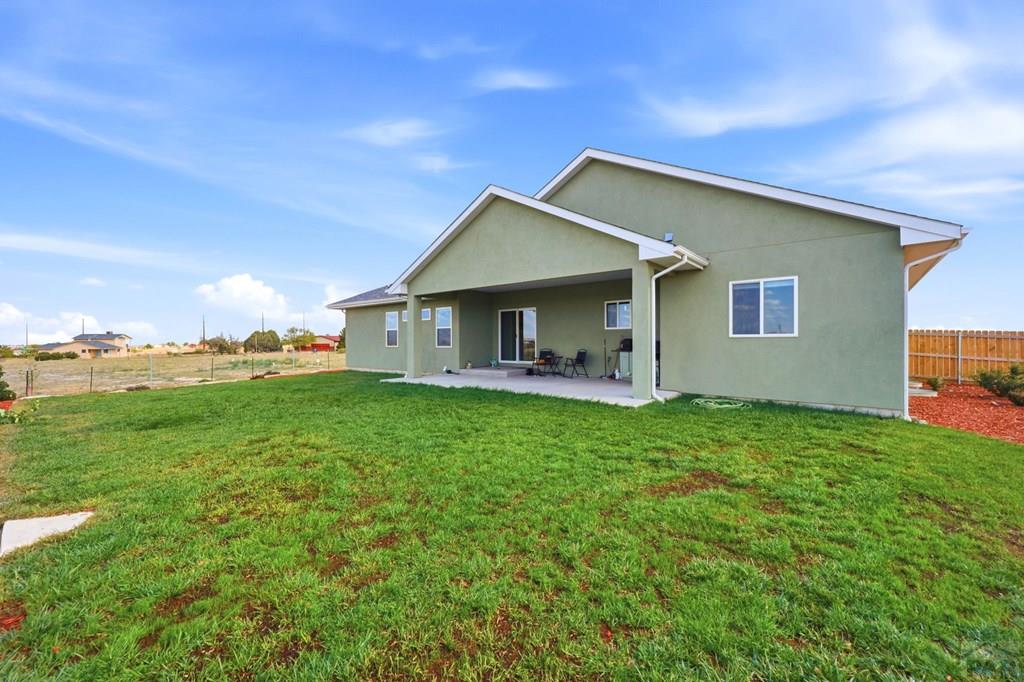 306 N Benito Dr