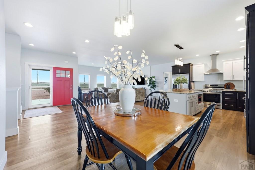 306 N Benito Dr