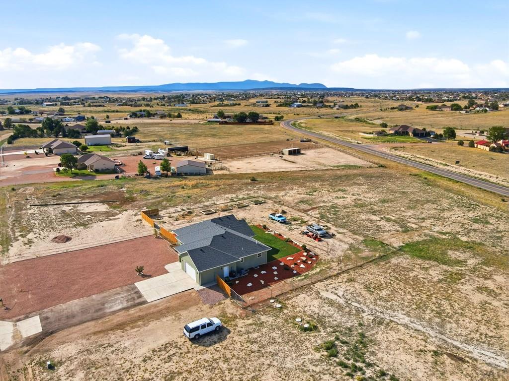 306 N Benito Dr