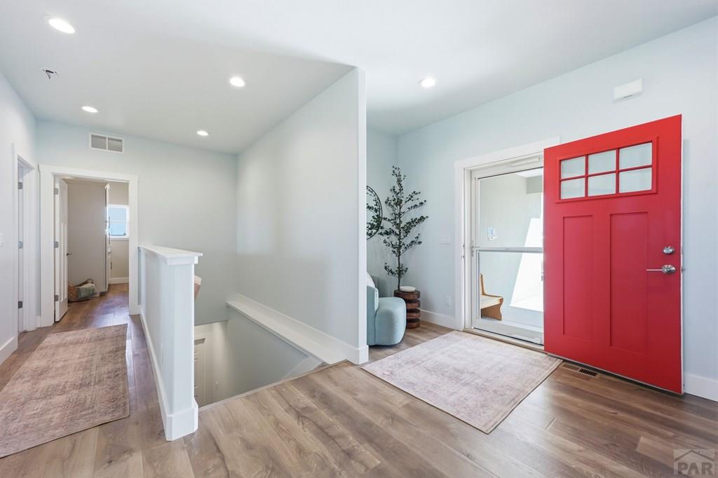 306 N Benito Dr