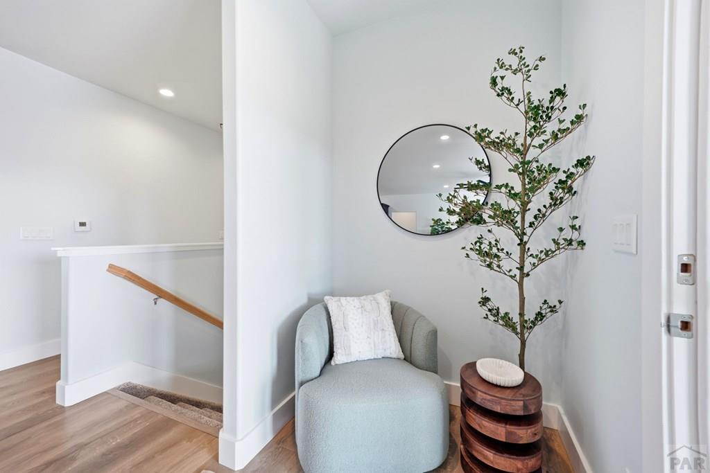 306 N Benito Dr