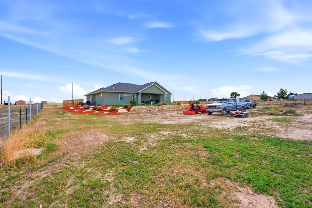 306 N Benito Dr