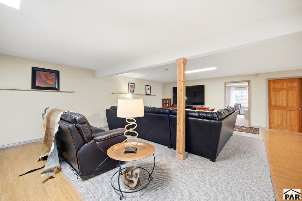 7017 Samuels Lane