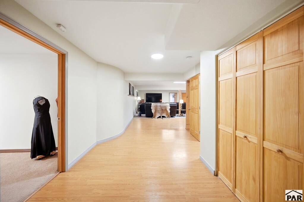 7017 Samuels Lane