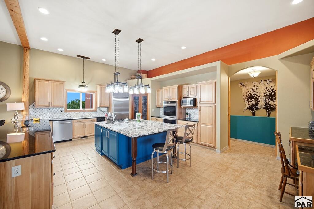 7017 Samuels Lane