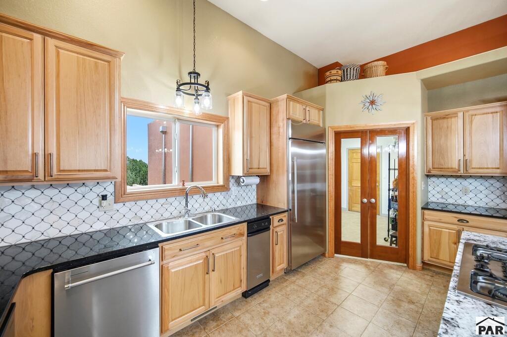 7017 Samuels Lane