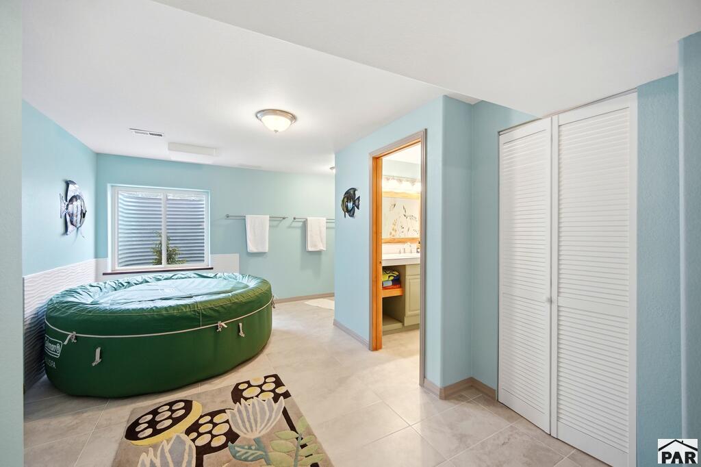 7017 Samuels Lane