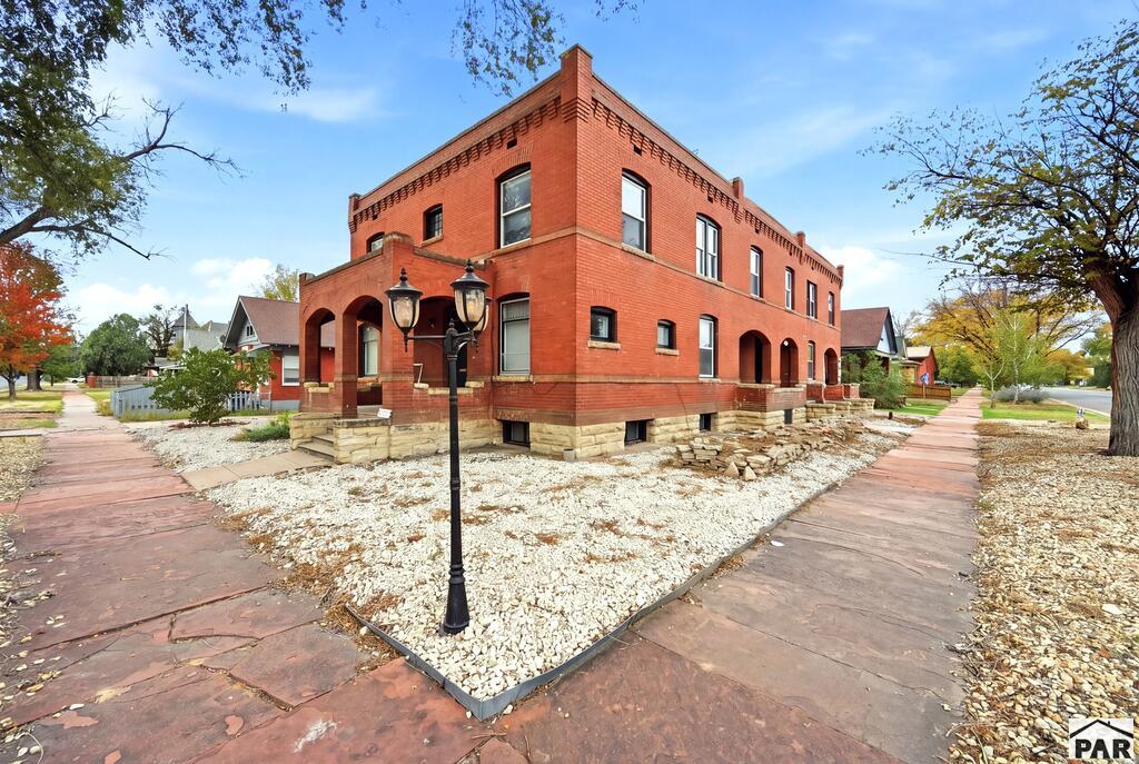 201 Quincy St