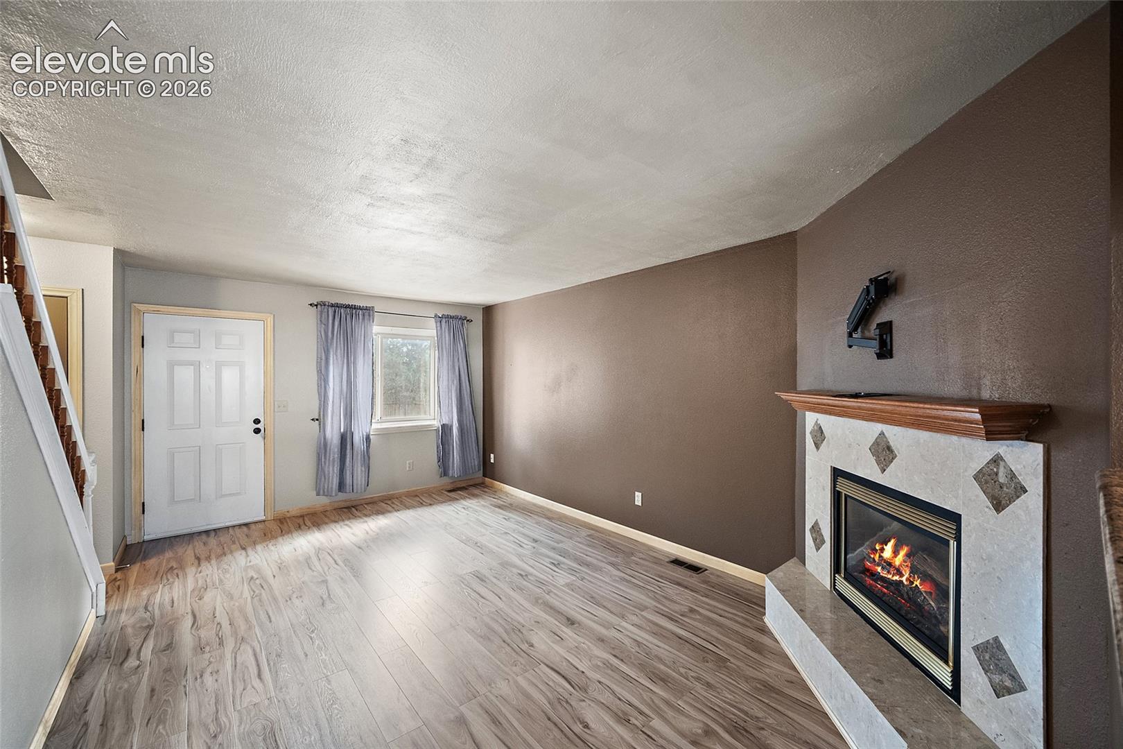 3216 Vail Pass Drive