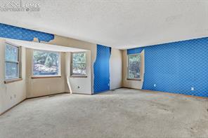 935 N War Eagle Drive