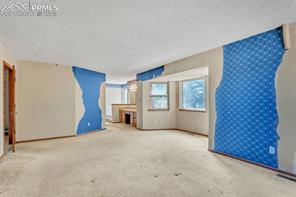 935 N War Eagle Drive