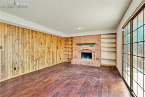 935 N War Eagle Drive
