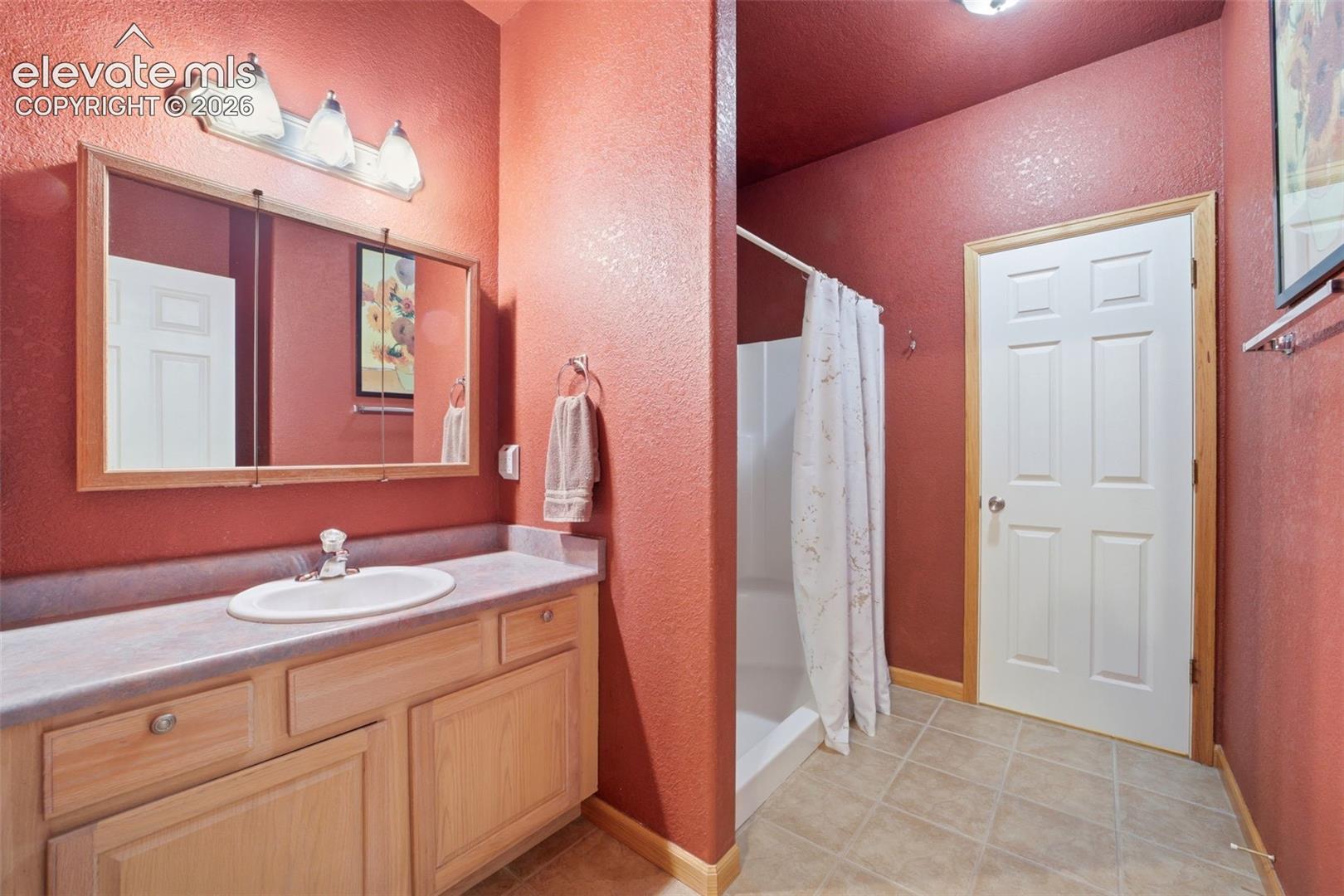 1008 Kirkwood Drive