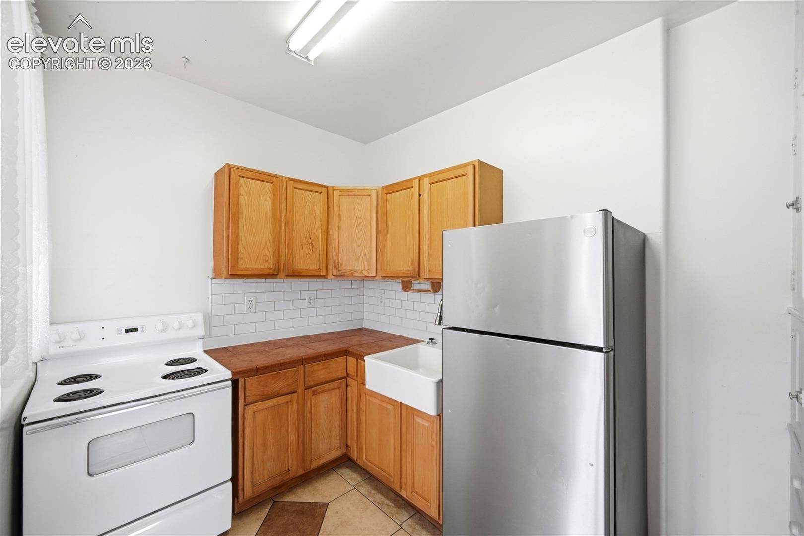 201 Quincy Street Unit: 203