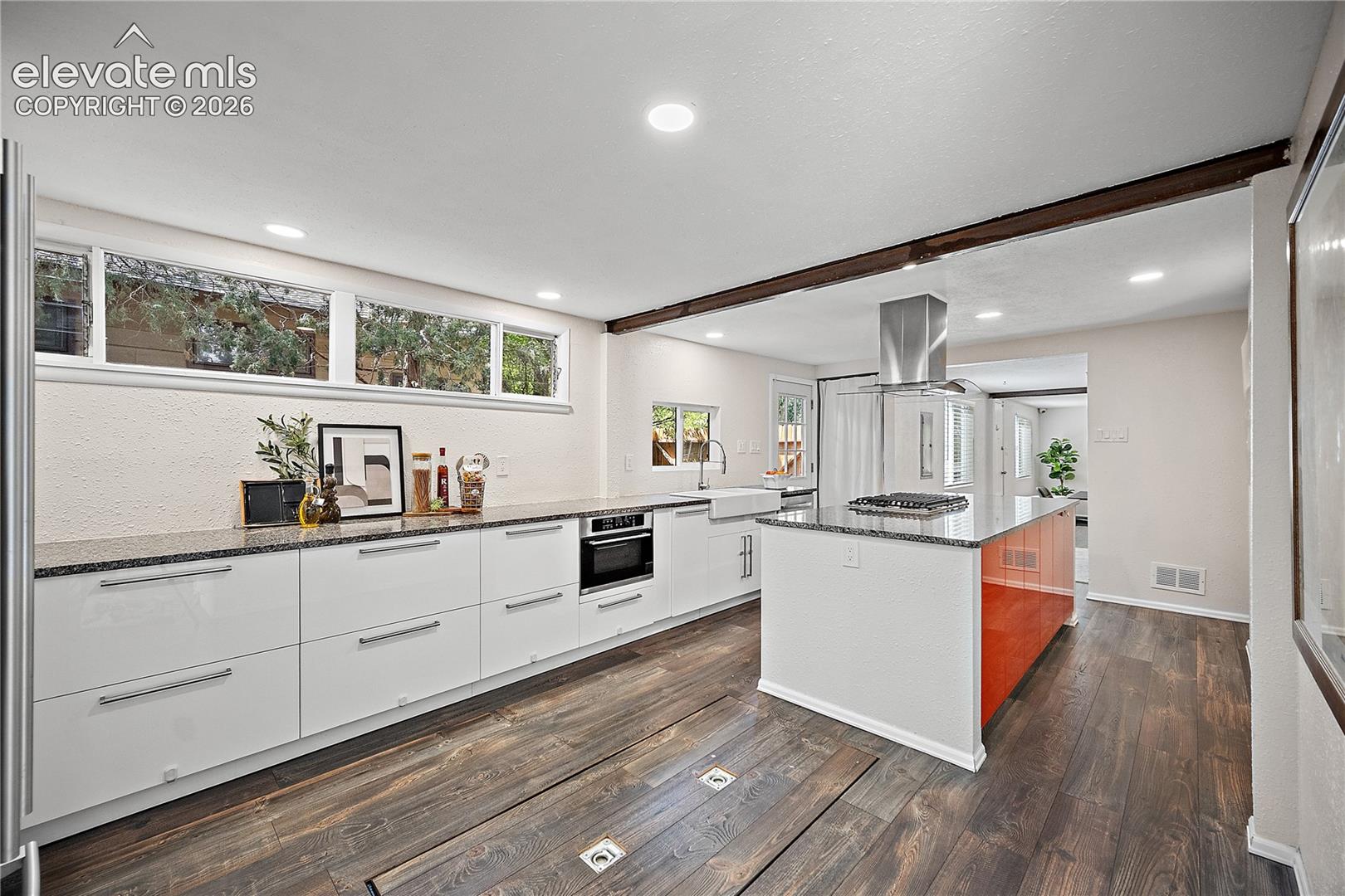 819 Cheyenne Boulevard