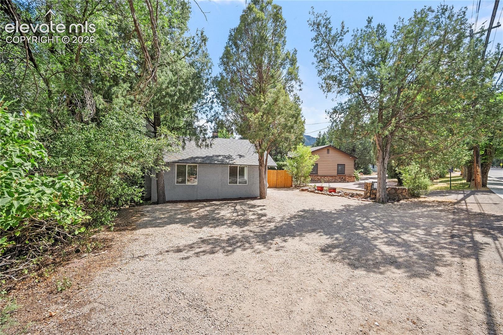 819 Cheyenne Boulevard
