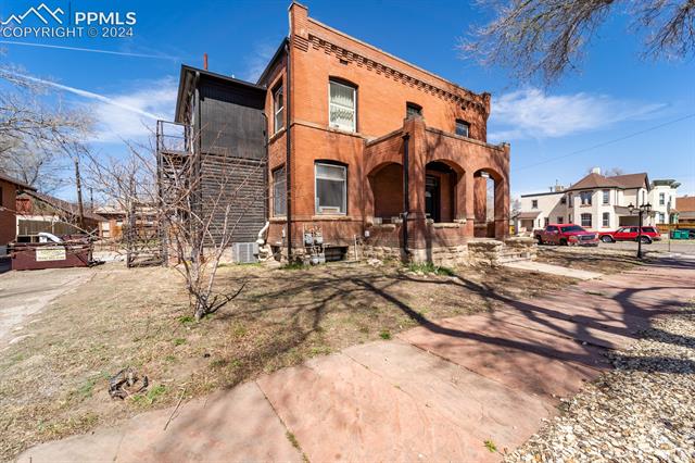 201 Quincy Street 203