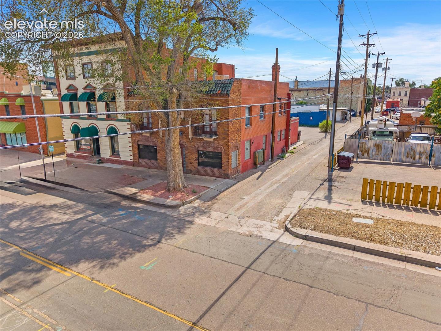 114 Colorado Avenue 116