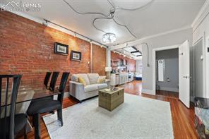 114 Colorado Avenue 116