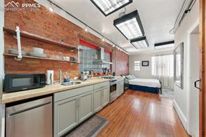 114 Colorado Avenue 116